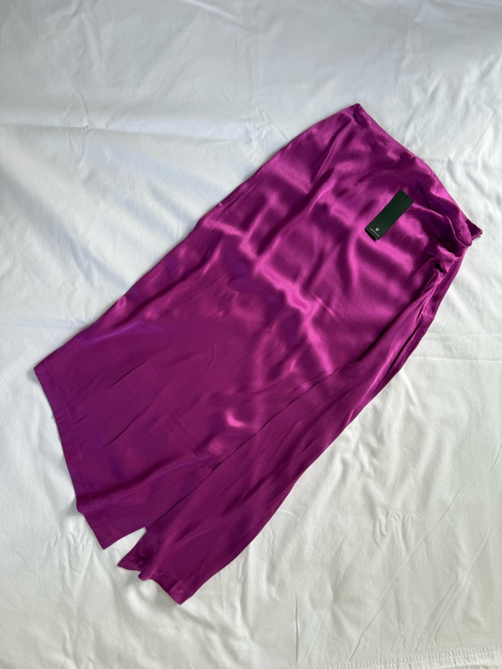 NWT Fuchsia Silky effect Midi Skirt 💗